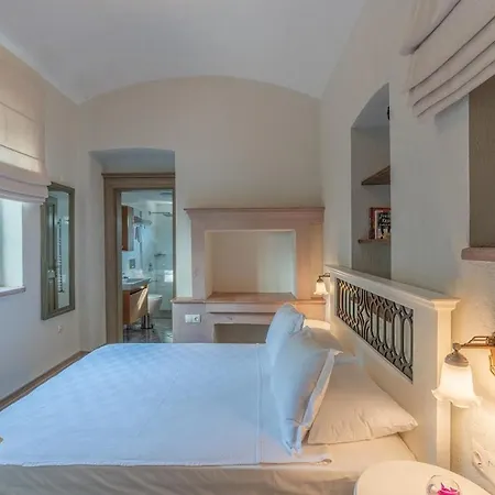 Elia Cunda By Ortunc