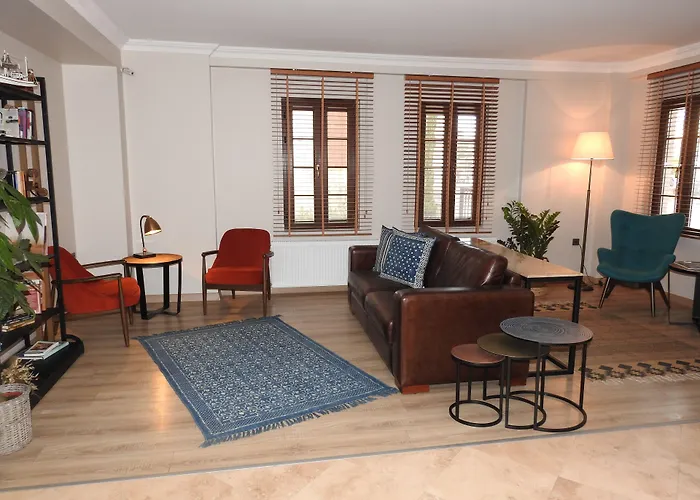 Elia Cunda By Ortunc