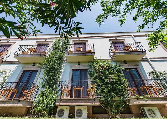 Elia Cunda By Ortunc Ayvalı