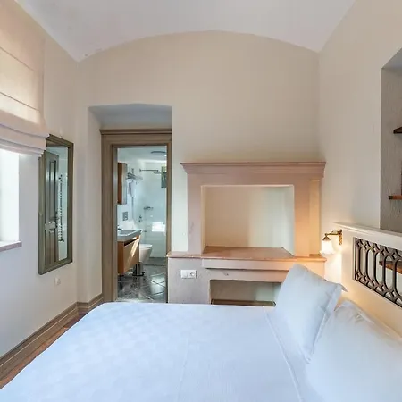 Elia Cunda By Ortunc