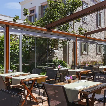 Elia Cunda By Ortunc Hotel 3*