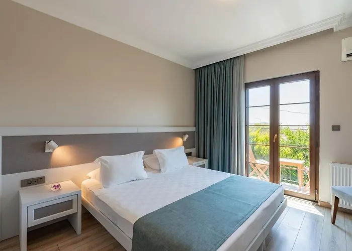 Elia Cunda By Ortunc