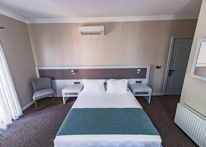 Elia Cunda By Ortunc Ayvalı